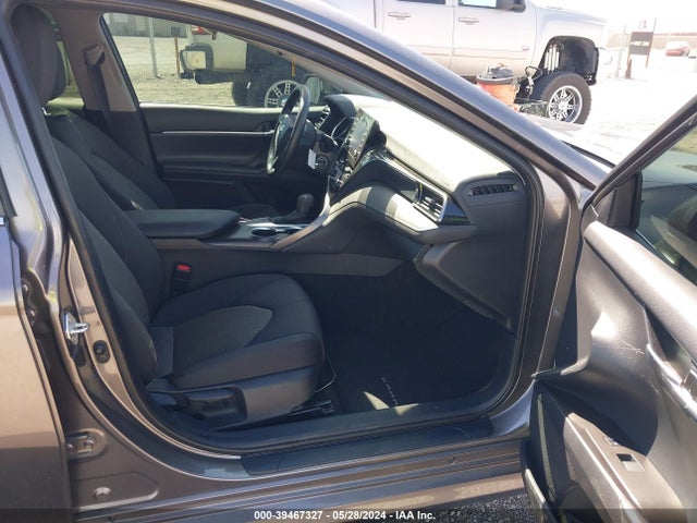 Toyota CAMRY LE 2022 4T1C11AK8NU068090 Image 5
