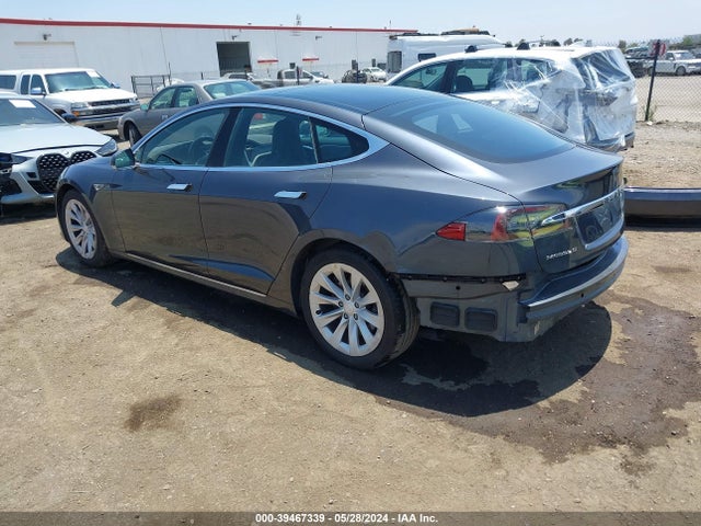 Tesla Model S 60/70/75/85 2016 5YJSA1E11GF157030 Image 3