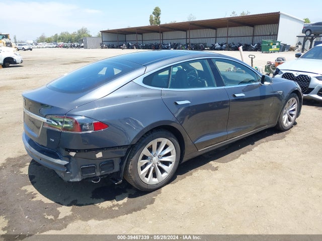 Tesla Model S 60/70/75/85 2016 5YJSA1E11GF157030 Image 4