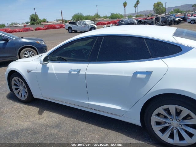 Tesla Model S 60/70/75/85 2016 5YJSA1E11GF160042 Image 14
