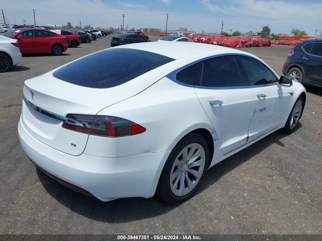 Tesla Model S 60/70/75/85 2016 5YJSA1E11GF160042 Image 4