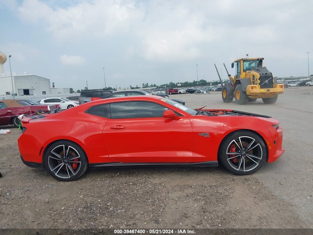 Chevrolet CAMARO 2SS 2018 1G1FH1R71J0169494 Image 13