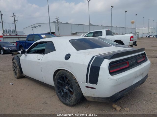 2C3CDZFJ8FH739700 Dodge Challenger R/t Scat Pack