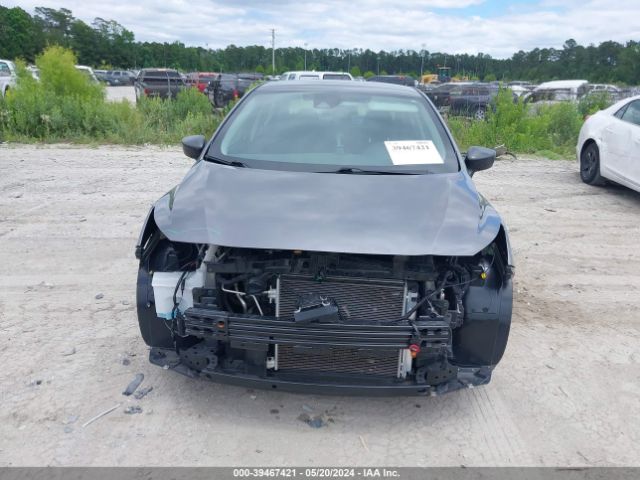 3N1CN8DV3ML894512 Nissan Versa S Xtronic Cvt