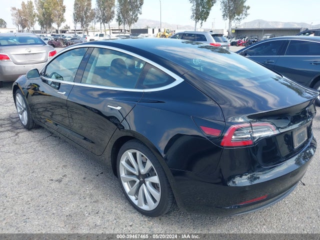 Tesla Model 3 Long Range/performance 2019 5YJ3E1EB8KF388680 Image 3