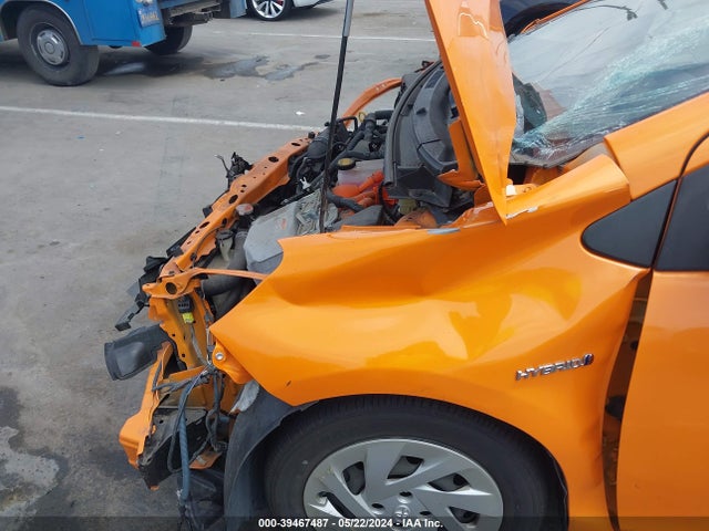 Toyota Prius C Two 2016 JTDKDTB34G1138621 Image 20