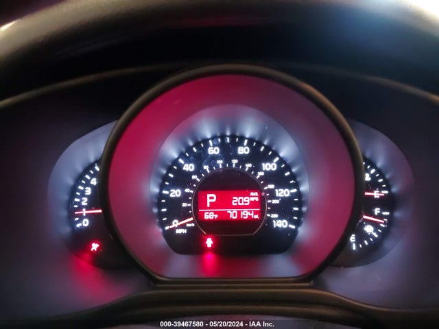 KIA SOUL + 2016 KNDJP3A53G7852792 Image 7