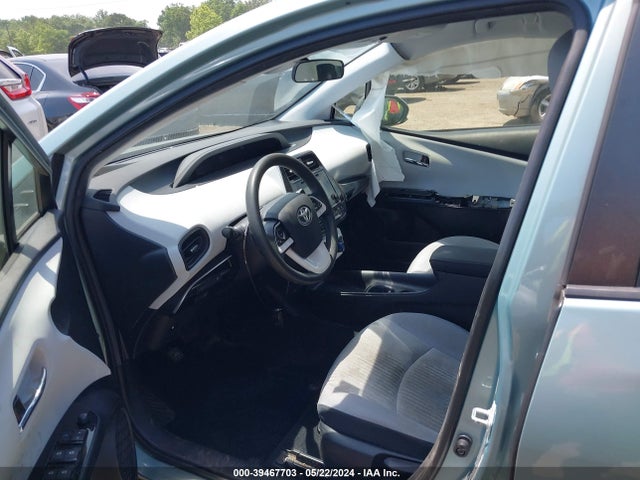 Toyota Prius Two 2017 JTDKBRFU9H3026852 Image 5
