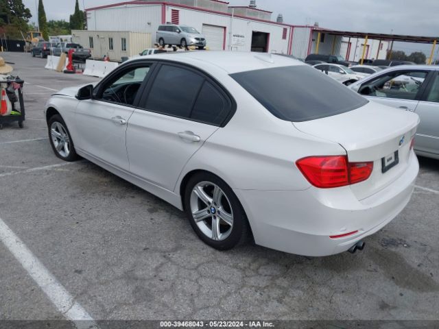 WBA3C1C5XFP853214 BMW 328I