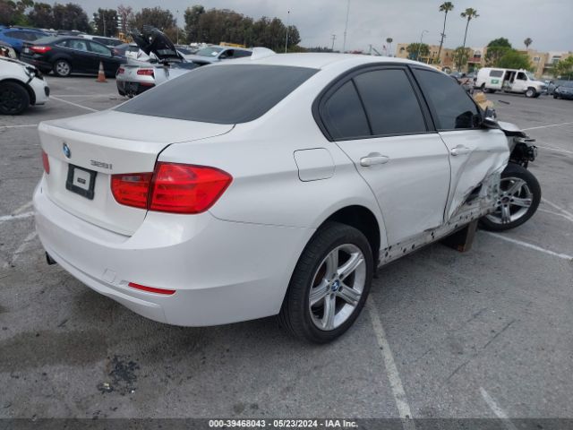 WBA3C1C5XFP853214 BMW 328I