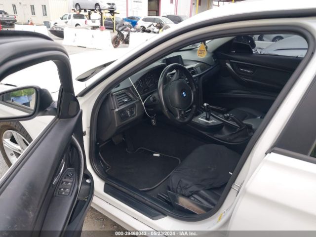 WBA3C1C5XFP853214 BMW 328I