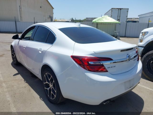 2G4GL5EX2H9185822 Buick Regal Turbo Sport Touring