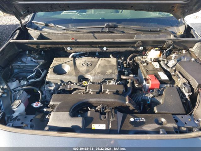 JTMG1RFV3KD501902 Toyota RAV4 LE