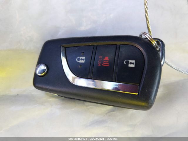 JTMG1RFV3KD501902 Toyota RAV4 LE