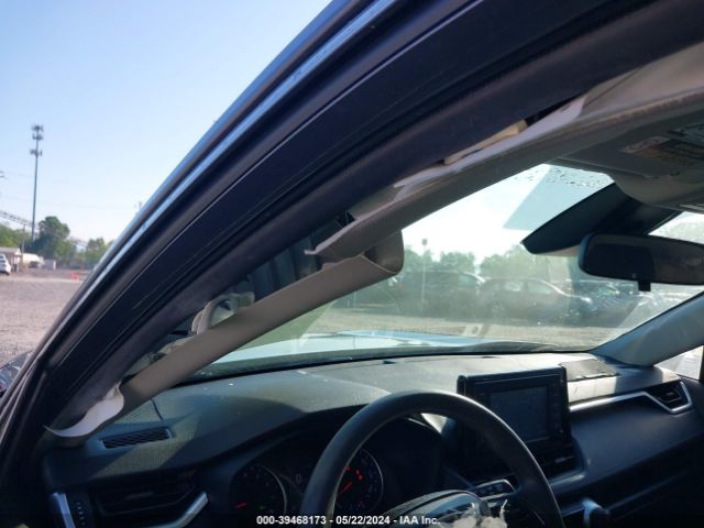 JTMG1RFV3KD501902 Toyota RAV4 LE