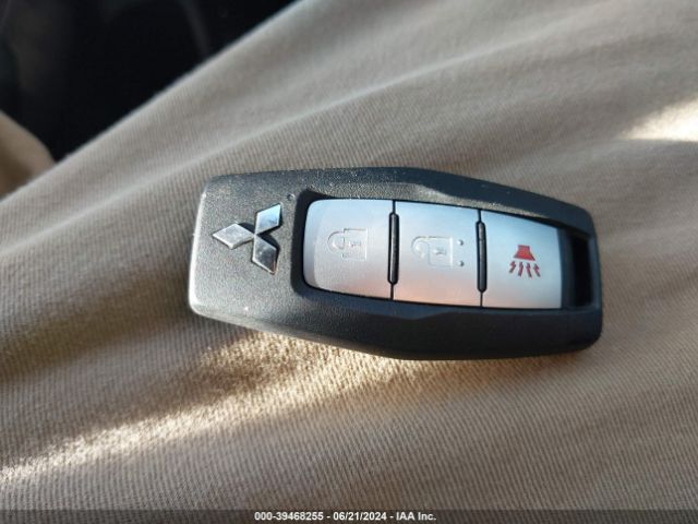 2022 MITSUBISHI OUTLANDER JA4J4TA81NZ039708 Photo 10