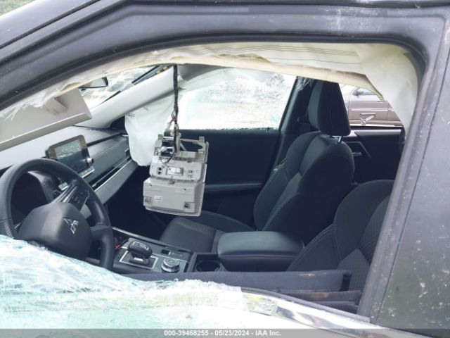 2022 MITSUBISHI OUTLANDER JA4J4TA81NZ039708 Photo 4