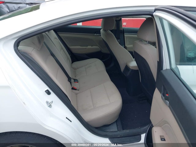 Hyundai ELANTRA SE 2017 5NPD84LF2HH002865 Image 8