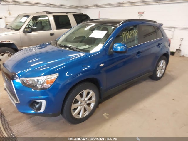 4A4AR4AU8FE011805 Mitsubishi Outlander Sport Se