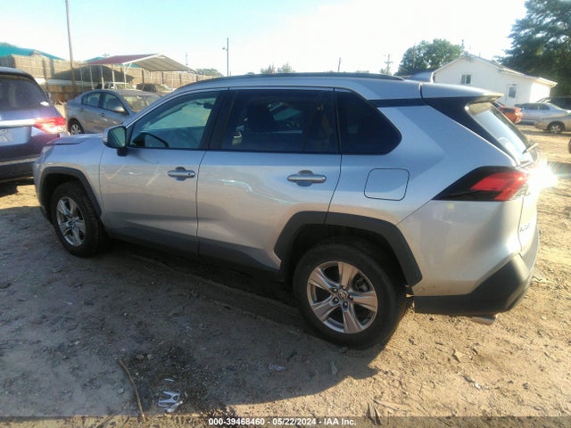 Toyota Rav4 Xle 2022 2T3W1RFV8NC208338 Image 3
