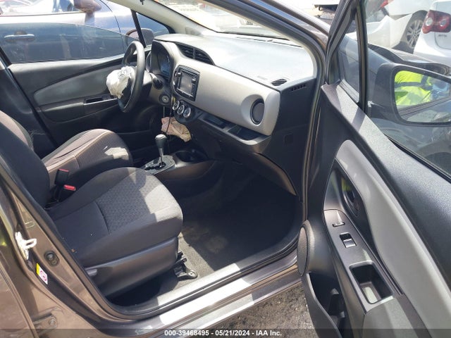 VNKKTUD39FA044942 Toyota YARIS L