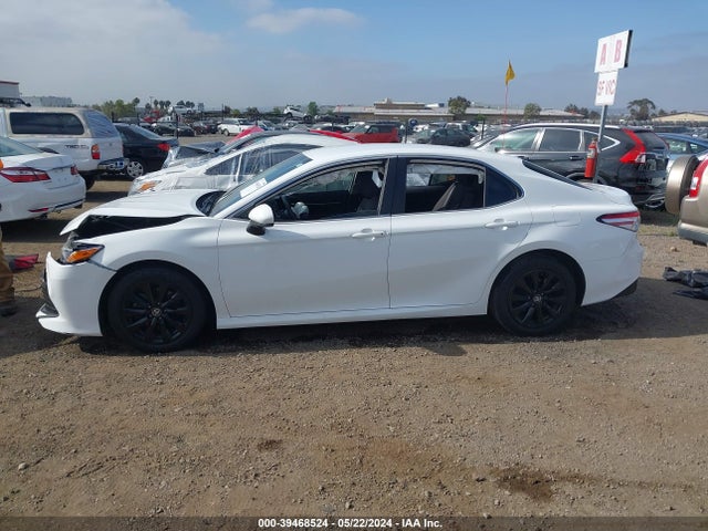 Toyota CAMRY LE 2020 4T1C11AK5LU333366 Image 13