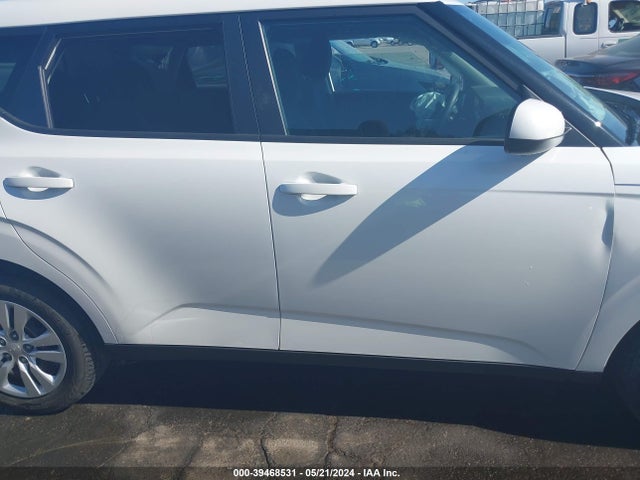KIA SOUL LX 2023 KNDJ23AU8P7877869 Image 13