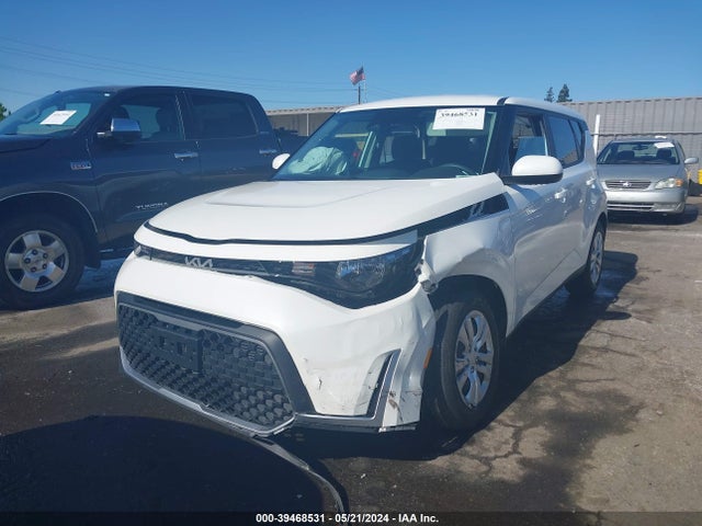 KIA SOUL LX 2023 KNDJ23AU8P7877869 Image 2