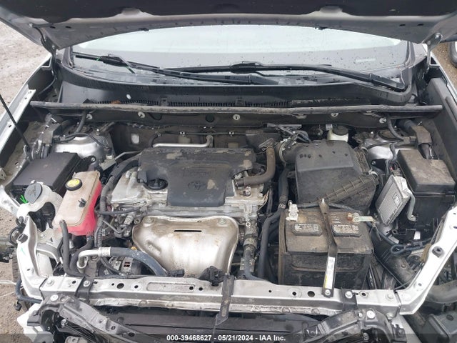Toyota RAV4 LE 2016 2T3BFREVXGW429913 Image 10
