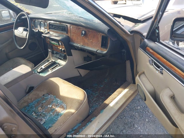 1985 JAGUAR XJ6 SAJAY1347FC412569 Photo 4