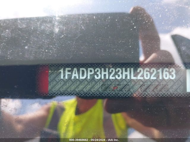 1FADP3H23HL262163 Ford FOCUS SEL