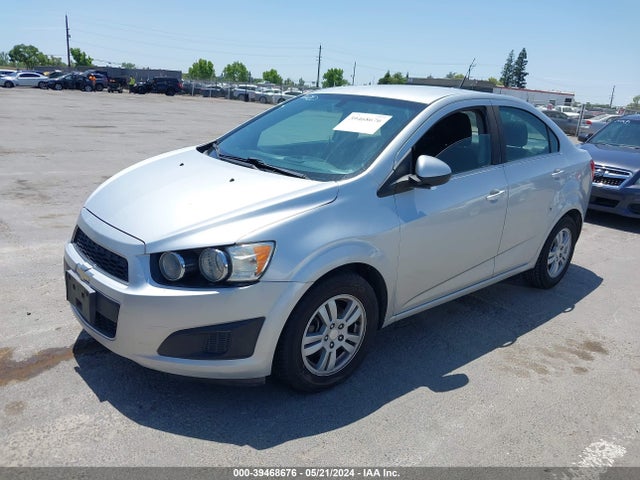 Chevrolet Sonic Lt Auto 2014 1G1JC5SH2E4190470 Image 2