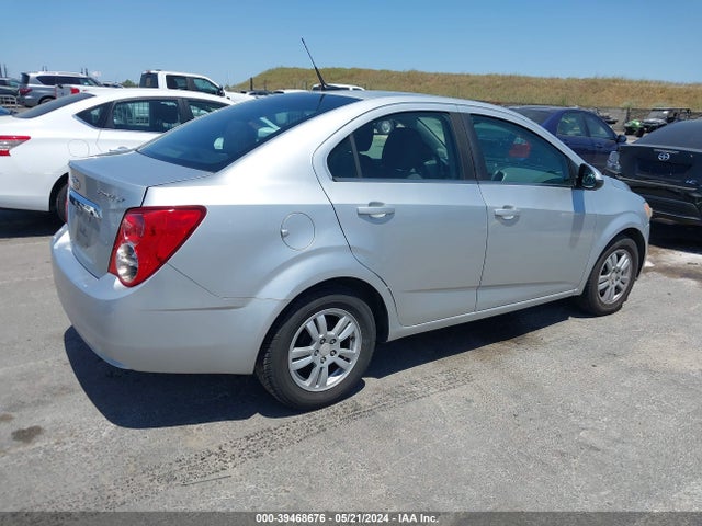 Chevrolet Sonic Lt Auto 2014 1G1JC5SH2E4190470 Image 4