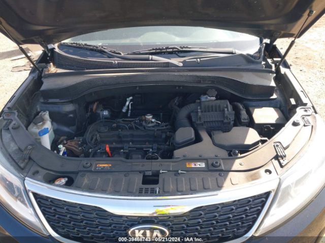 5XYKTCA63FG614211 KIA SORENTO LX