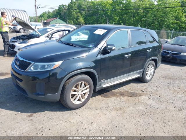 5XYKTCA63FG614211 KIA SORENTO LX