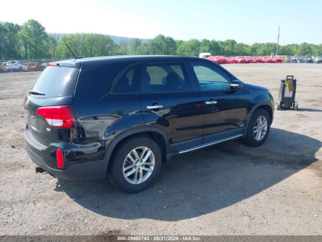 5XYKTCA63FG614211 KIA SORENTO LX