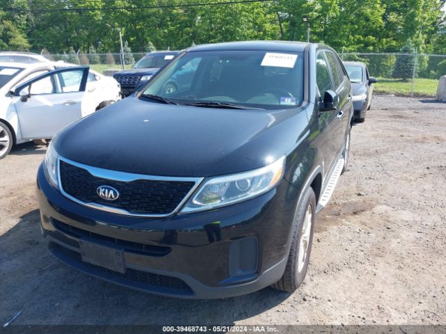 5XYKTCA63FG614211 KIA SORENTO LX