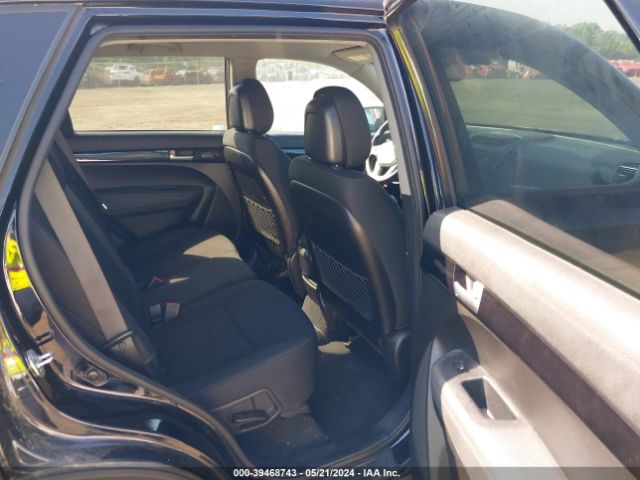 5XYKTCA63FG614211 KIA SORENTO LX