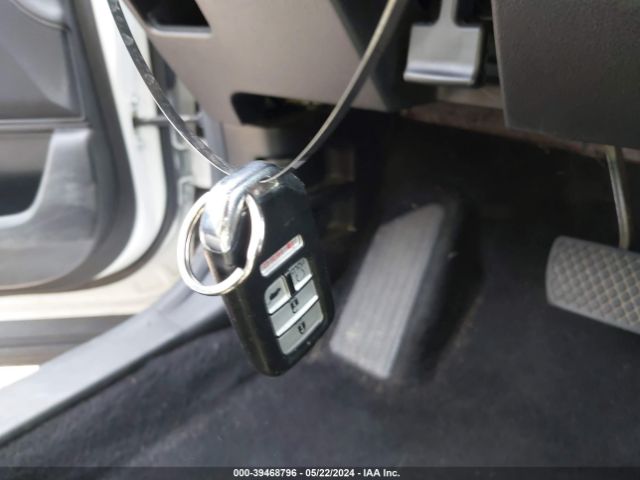 2HKRW2H50JH665440 Honda CR-V EX