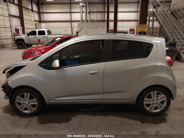 Chevrolet Spark 1lt Cvt 2015 KL8CD6S99FC742087 Image 15