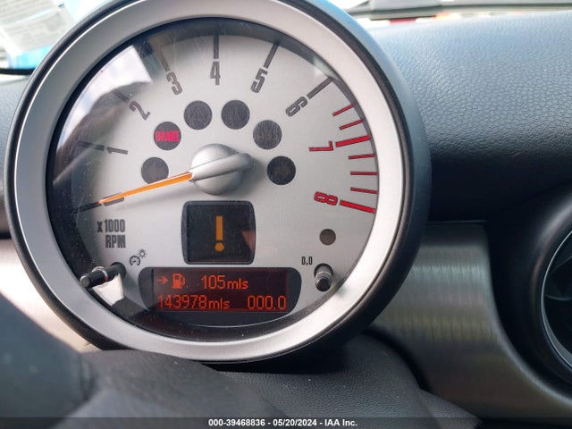 2007 MINI COOPER S WMWMF73517TL86305 Photo 6