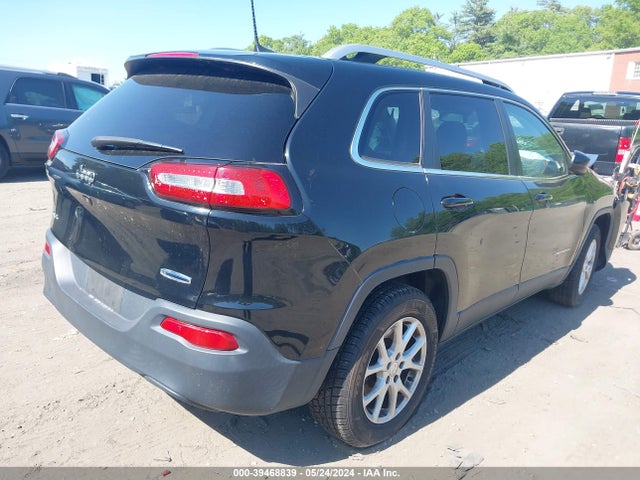 1C4PJMLBXJD521219 Jeep Cherokee Latitude Plus 4x4