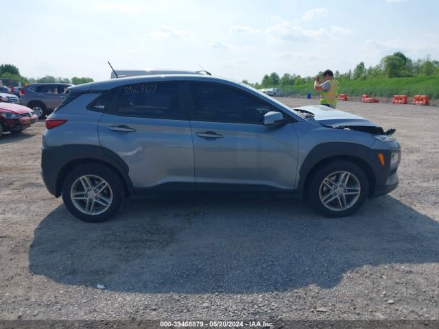 KM8K1CAA2MU654135 Hyundai Kona Se