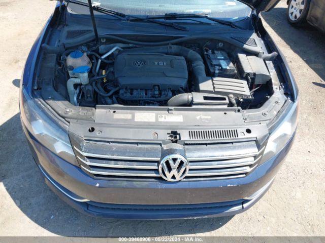 1VWAT7A39FC049330 Volkswagen Passat 1.8t Wolfsburg Edition