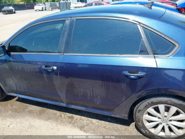 1VWAT7A39FC049330 Volkswagen Passat 1.8t Wolfsburg Edition