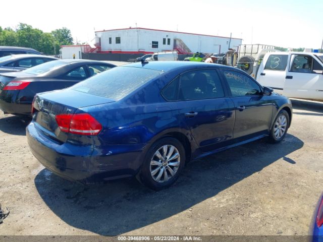 1VWAT7A39FC049330 Volkswagen Passat 1.8t Wolfsburg Edition
