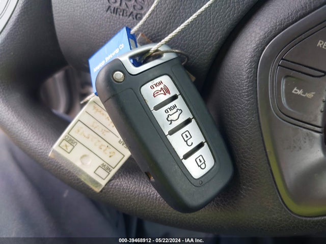 Hyundai SONATA HYBRID 2015 KMHEC4A48FA130693 Image 11