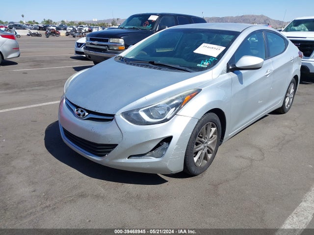 Hyundai ELANTRA SE 2015 5NPDH4AE2FH610134 Image 2