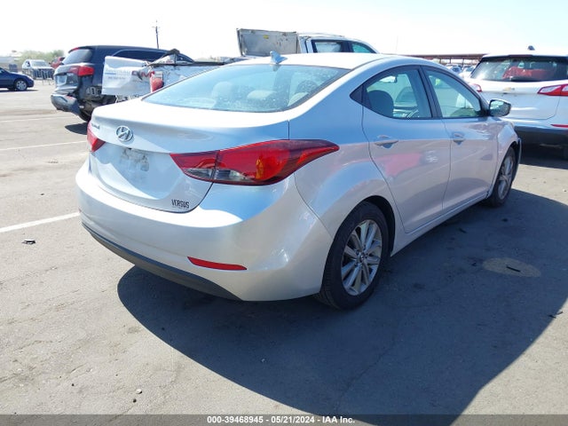 Hyundai ELANTRA SE 2015 5NPDH4AE2FH610134 Image 4