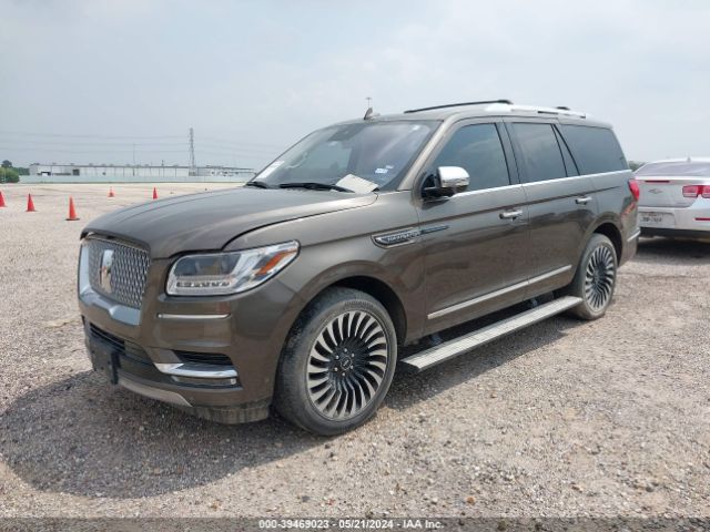 5LMJJ2TTXKEL01005 Lincoln Navigator Black Label